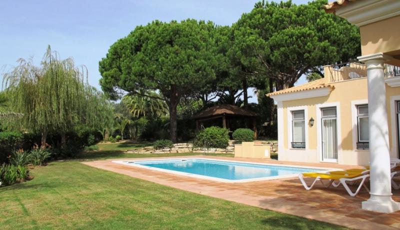 Villa Magic