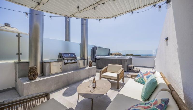 Apartment Sea View