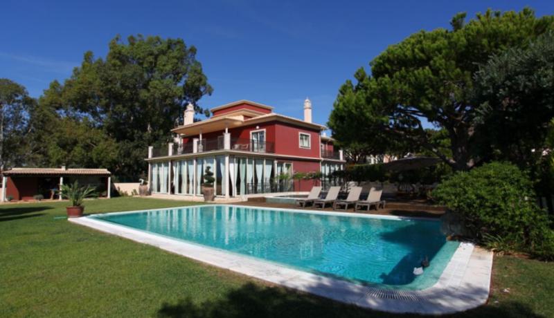 Villa Mystique