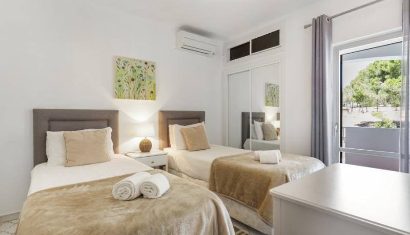 Casa Breeze