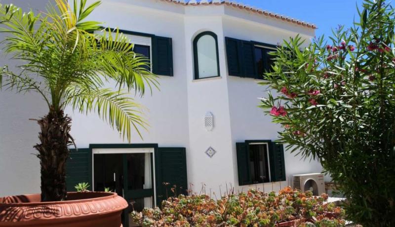 Casa Azure