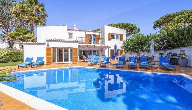 Villa Aurora