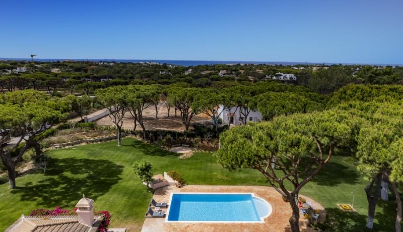 Villa Momo