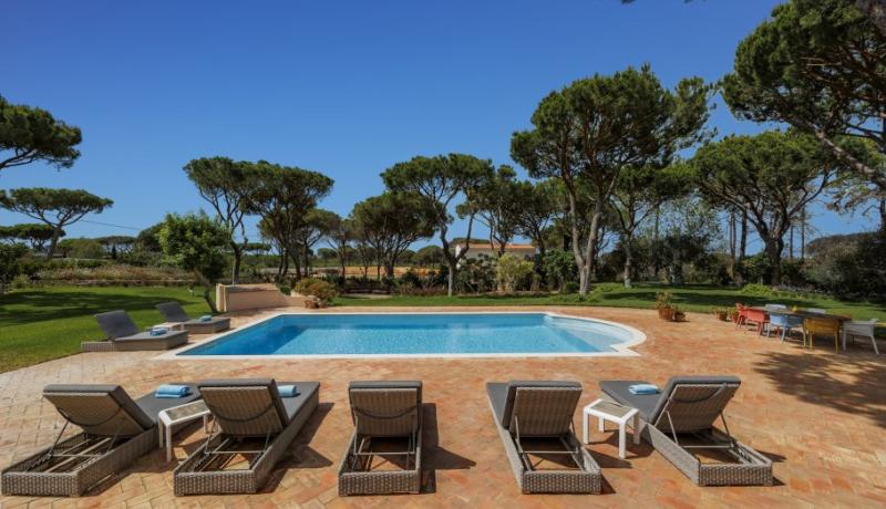 Villa Momo