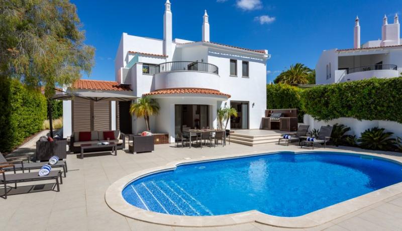 Villa Blue Star