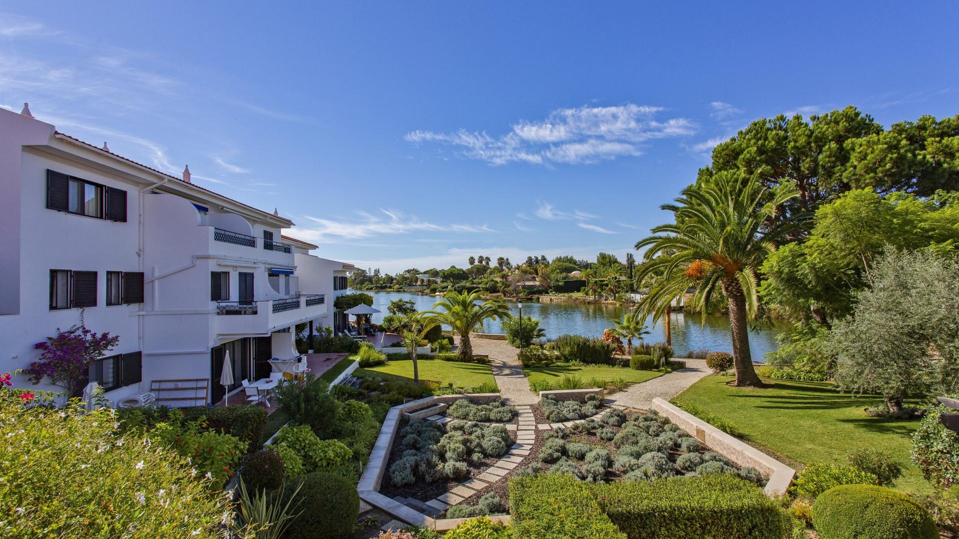 Apartmento Lake Shore - Lakeside Village, Quinta do Lago, Algarve - 118_Lakeside_Exterior_6.jpg