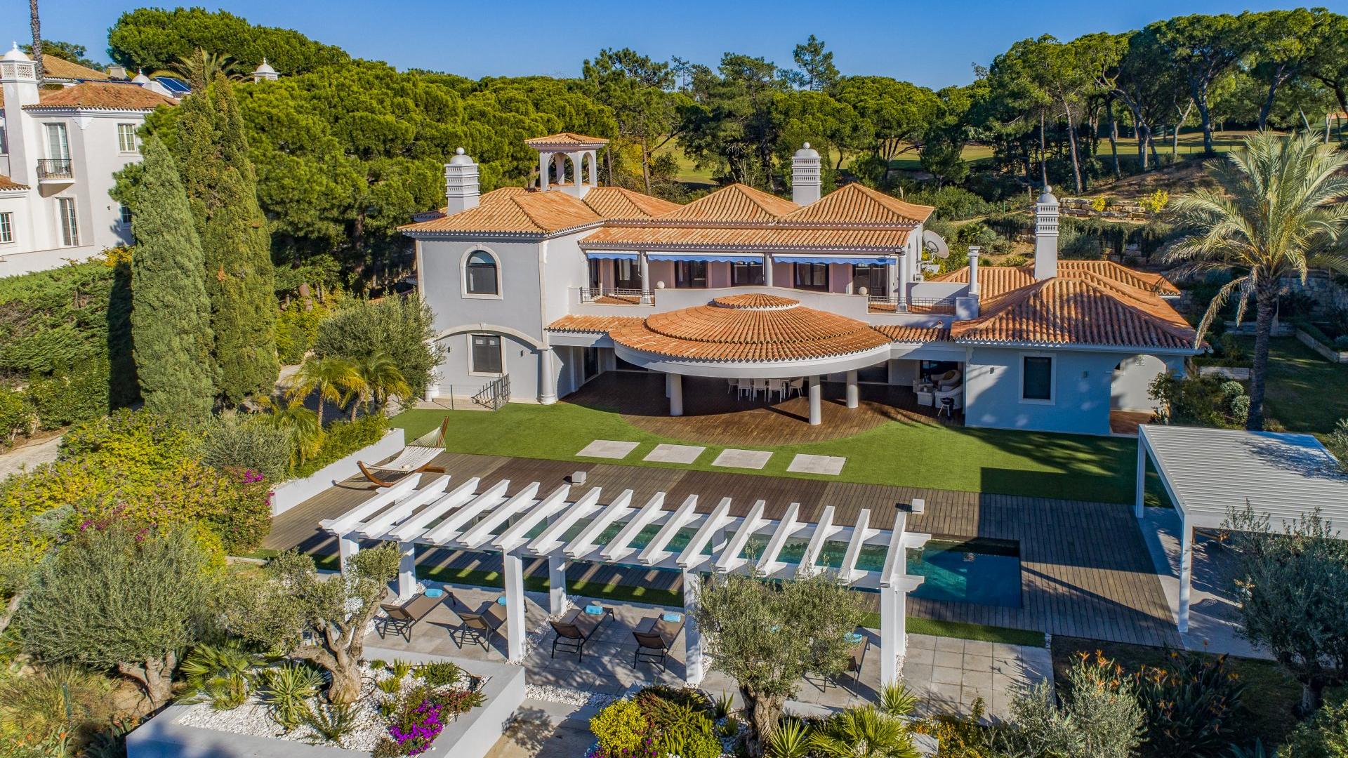 Villa Oliveira  - Pinheiros Altos, Quinta do Lago, Algarve - Villa_Oliviera_Exterior_1.jpg
