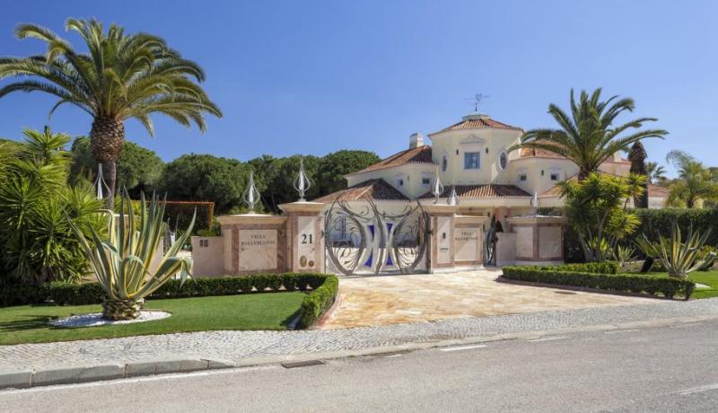 Villa Rockstar