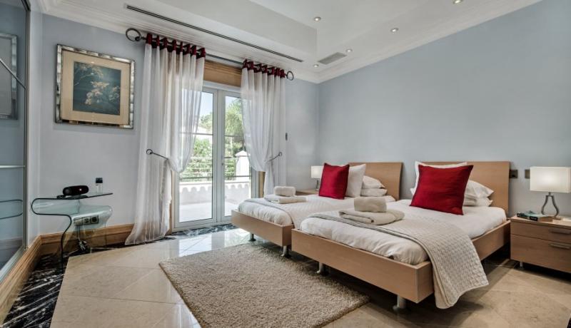 Villa Rockstar