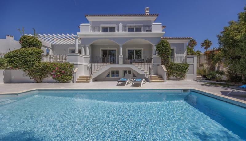Villa Crystal