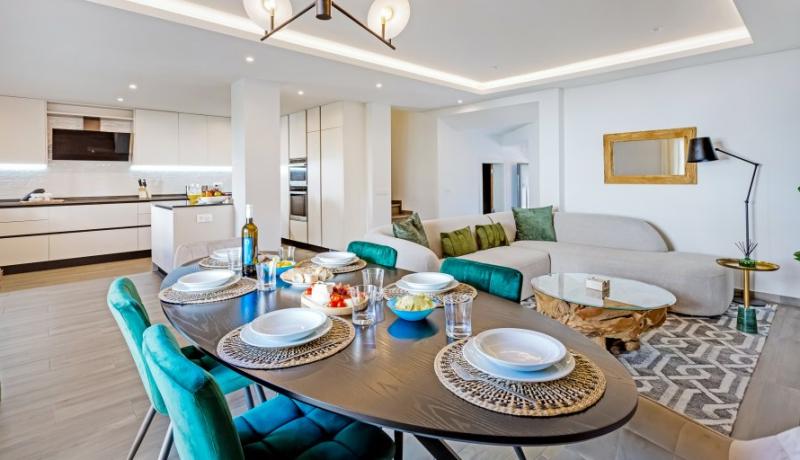 Casa Emerald