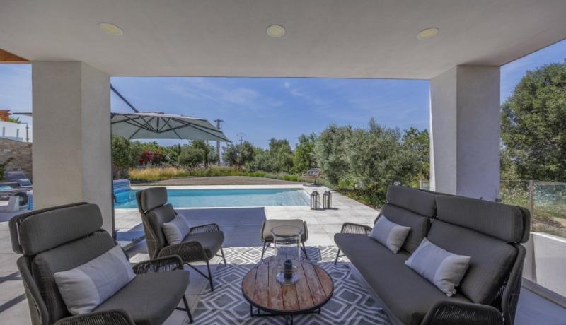 Villa Alegre