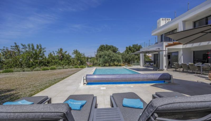 Villa Alegre