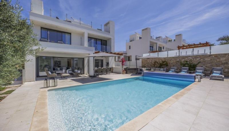 Villa Alegre