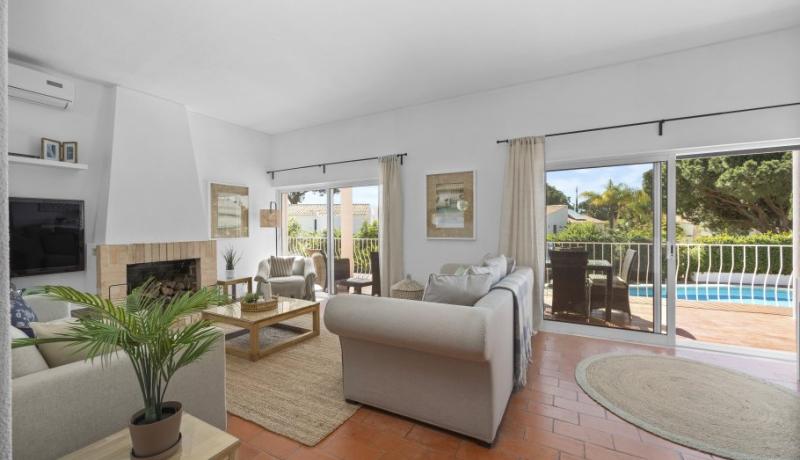 Villa Mira