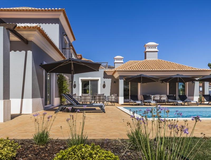 SandyBlue in the news - SIC Notícias and tourism in the Algarve