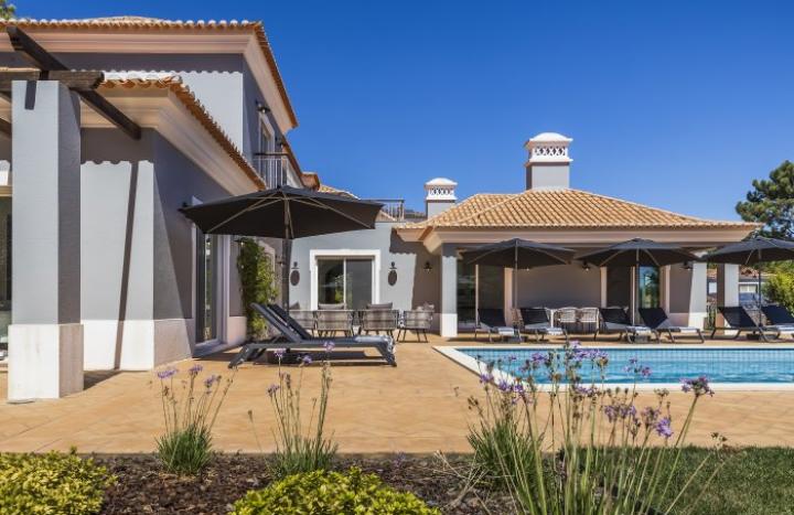 SandyBlue in the news - SIC Notícias and tourism in the Algarve