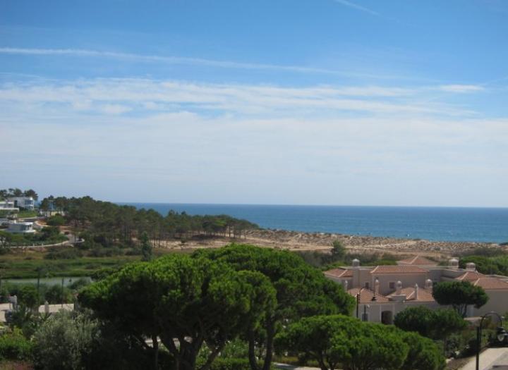 Exploring Dunas Douradas 