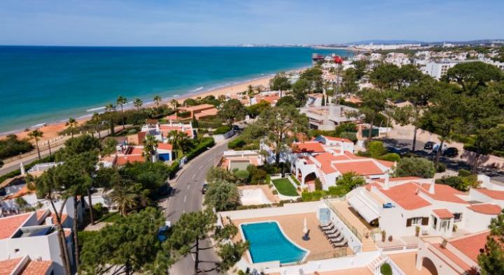 Renting your Algarve villa: Enhancing your property during off-peak season