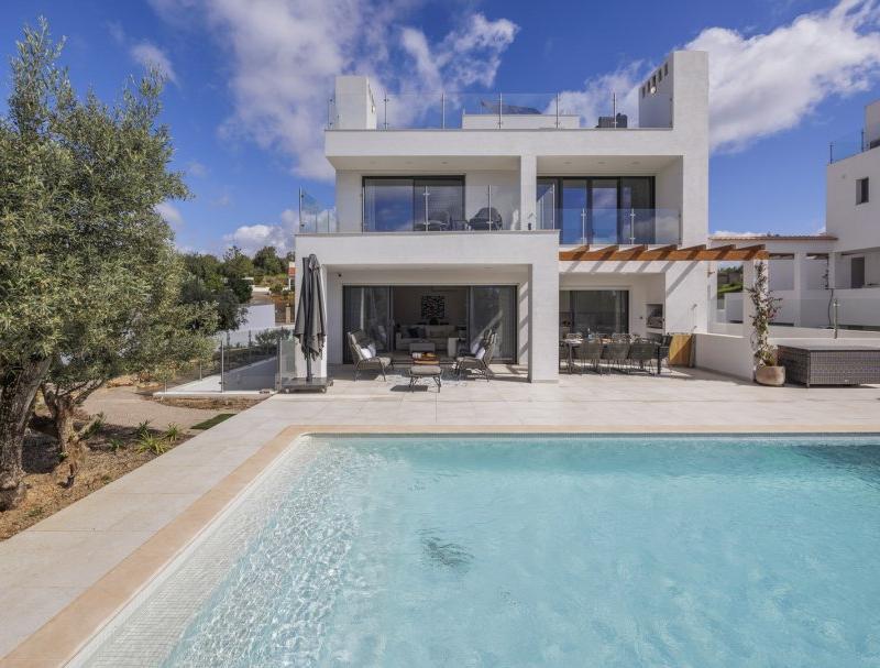 Summer extended stays in the Algarve: An experience like no other