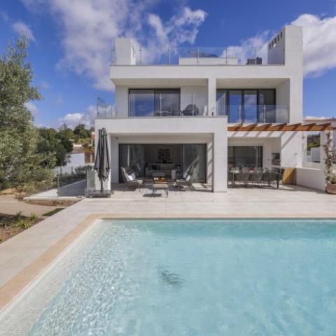 Summer extended stays in the Algarve: An experience like no other