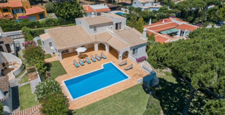 Late summer in the Algarve – it's not too late to holiday in 2020! 