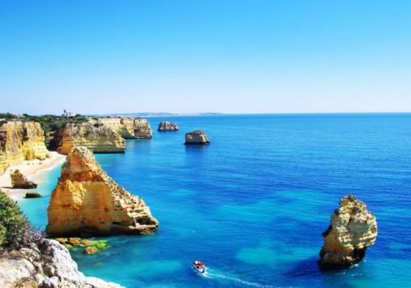 Portugal travel news: the Algarve chooses to remain positive! 