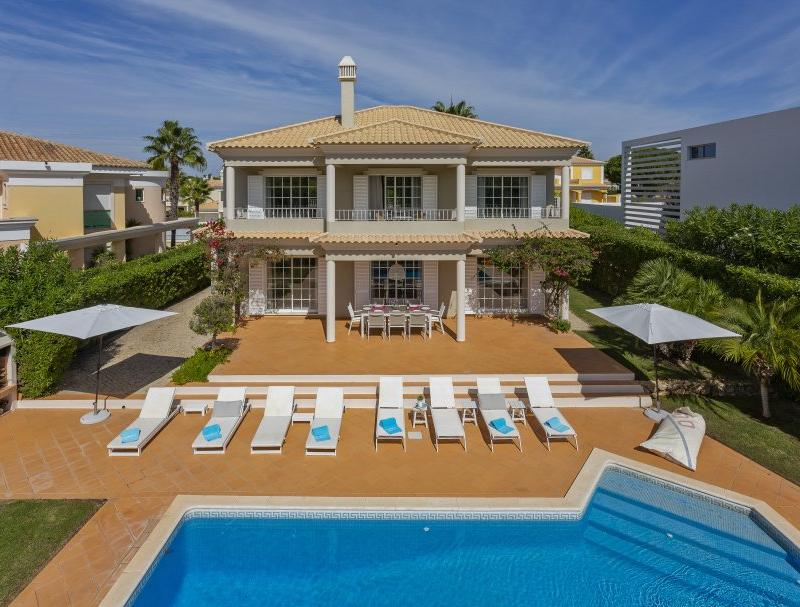 Summer of 2021: Book your Algarve villa holiday now!